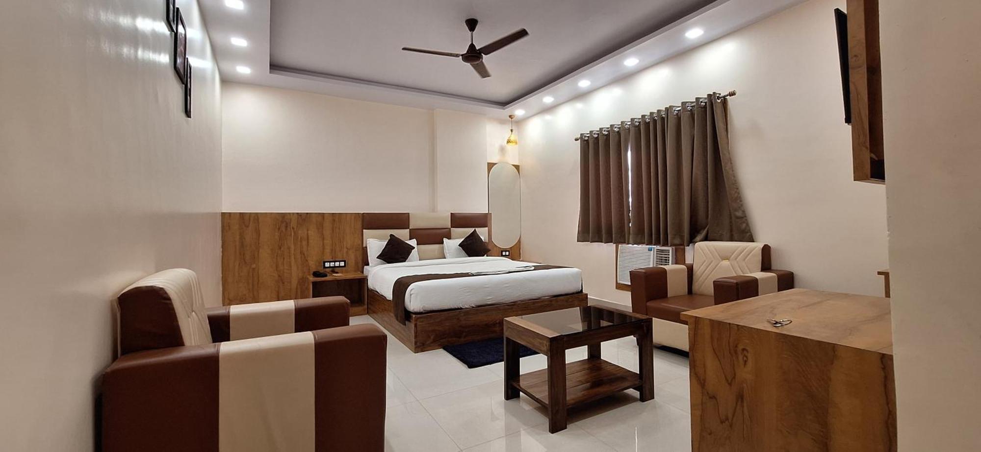 New Sun International & Banquet Hall Jamshedpur Bagian luar foto