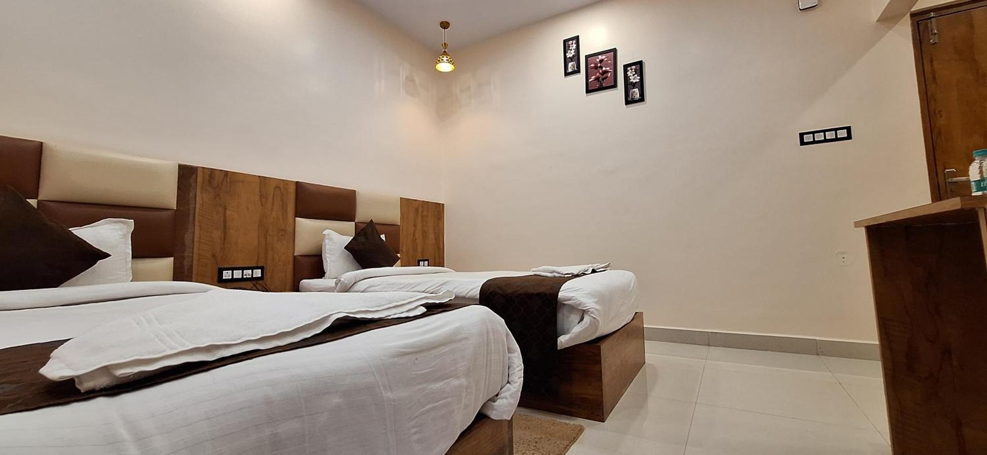 New Sun International & Banquet Hall Jamshedpur Bagian luar foto